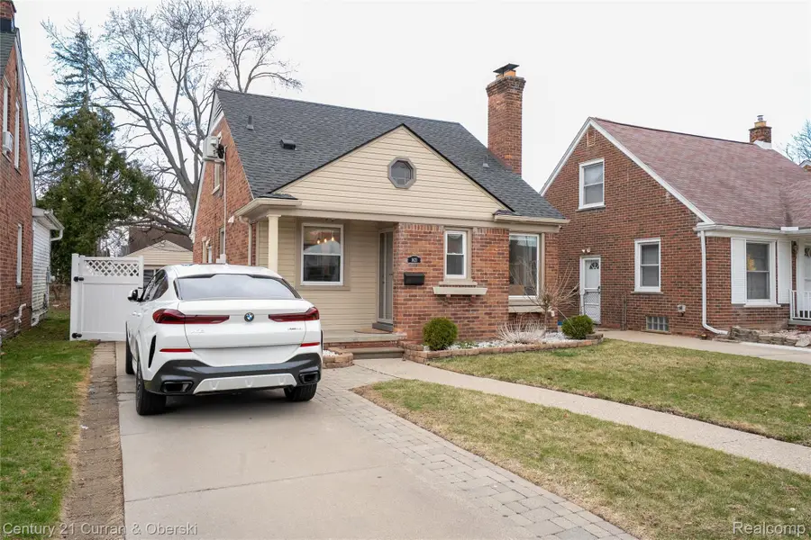 1621 Robindale Avenue, Dearborn, MI 48128 - #2