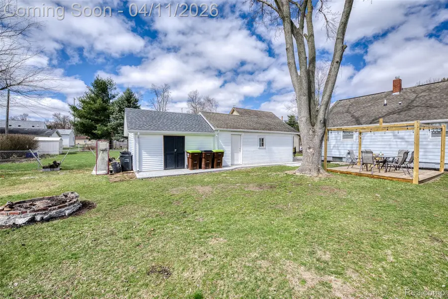 410 E Pottawatamie Street, Tecumseh, MI 49286 - #2