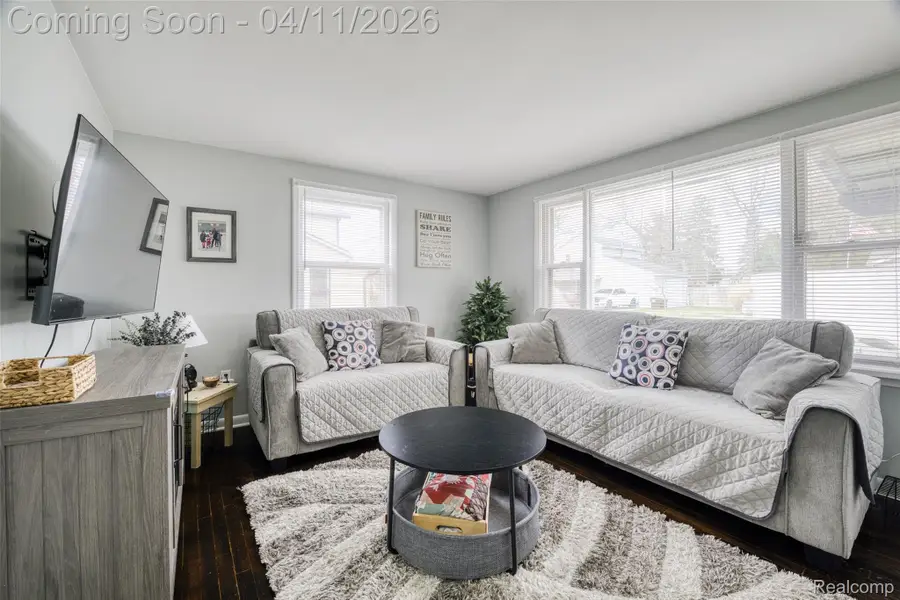 410 E Pottawatamie Street, Tecumseh, MI 49286 - #3