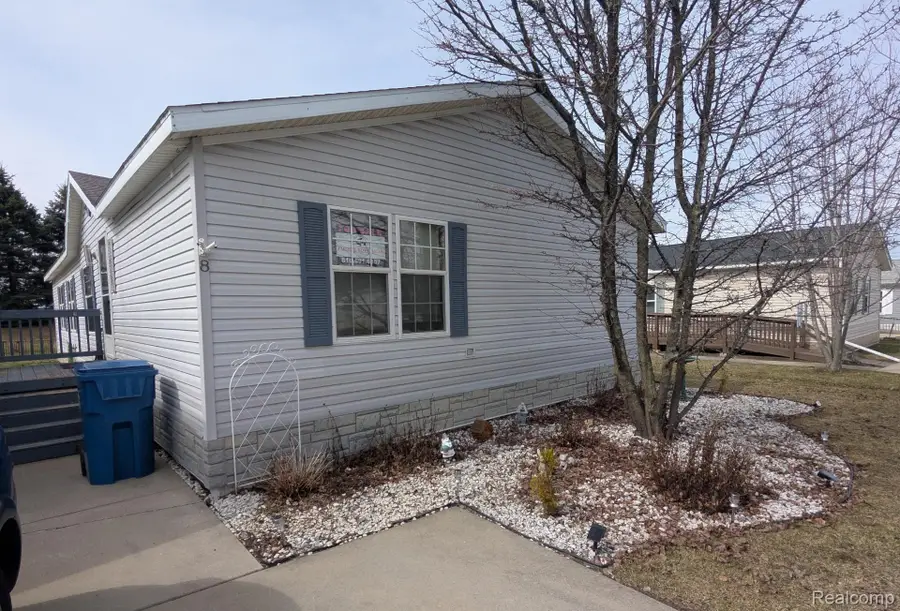 8 Brookfield, Swartz Creek, MI 48473 - #3