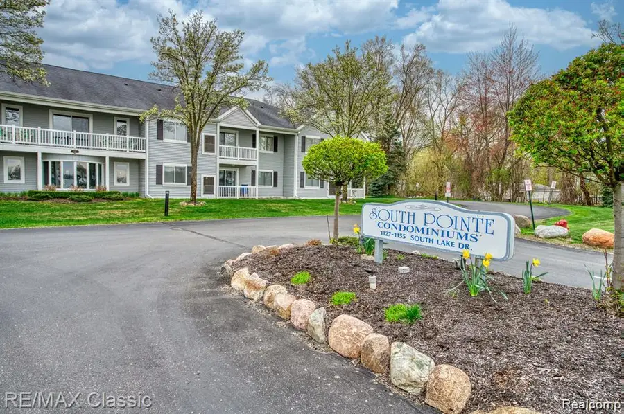 1155 S Lake Drive #57, Novi, MI 48377 - #2