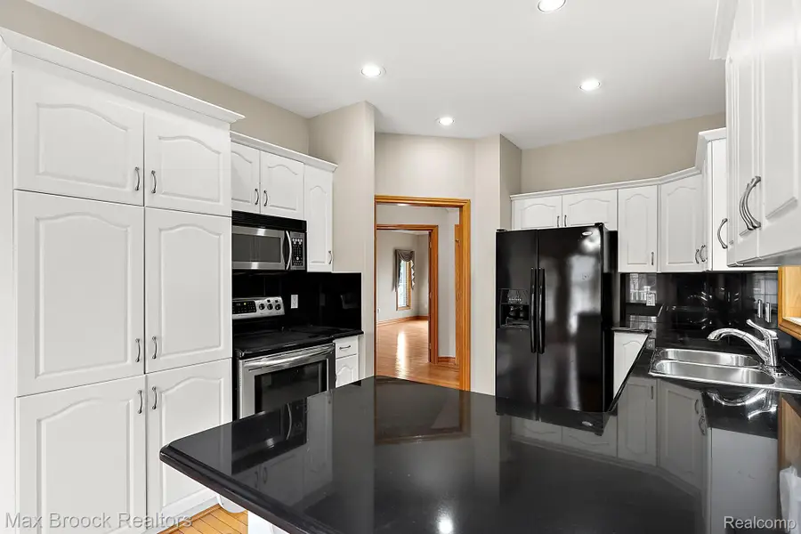 1489 Holland Street, Birmingham, MI 48009 - #3