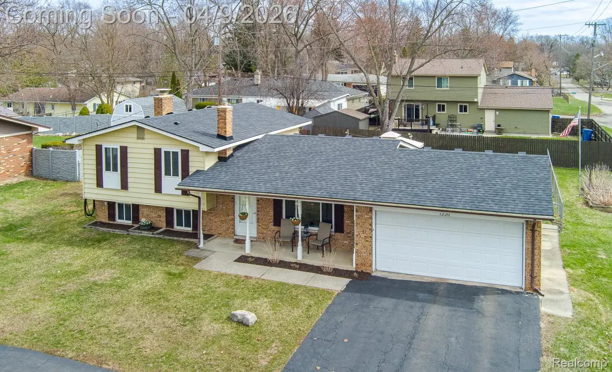 1220 Florence Avenue, Waterford, MI 48328 - #1