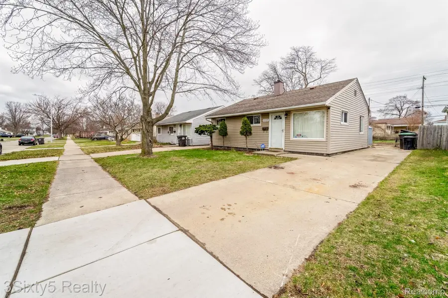 8339 Birch Street, Taylor, MI 48180 - #3