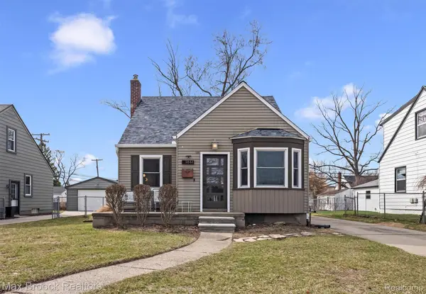 1861 Larkmoor Boulevard, Berkley, MI 48072