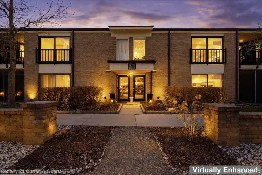 18220 University Park Drive #28, Livonia, MI 48152 - #2