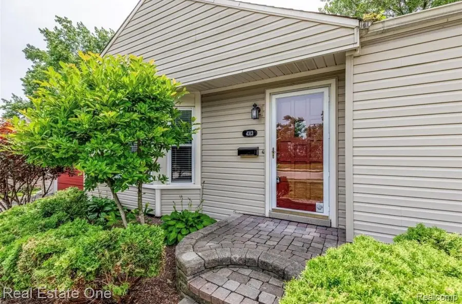 4313 Berkshire Road, Royal Oak, MI 48073 - #3