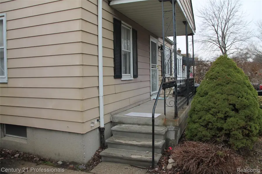 19740 Mccormick Street, Detroit, MI 48224 - #3