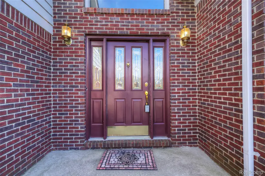 15756 Lamont Drive, Macomb, MI 48042 - #3