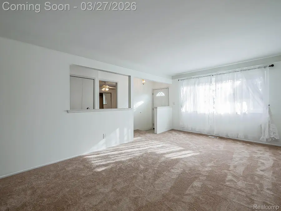 29277 Merrick Avenue, Warren, MI 48092 - #3