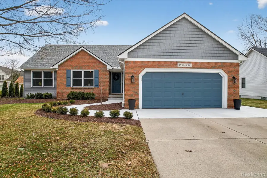 1760 Ash Street, Saint Clair, MI 48079 - #3