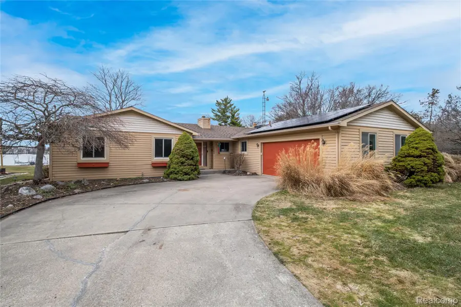 15384 Bealfred Drive, Fenton, MI 48430 - #2