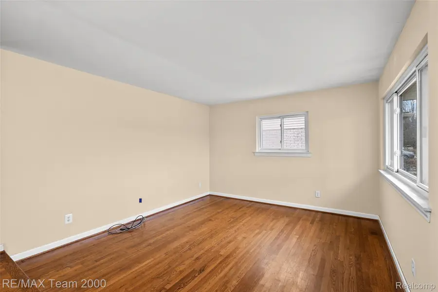 39784 Hillary Drive, Canton, MI 48187 - #3