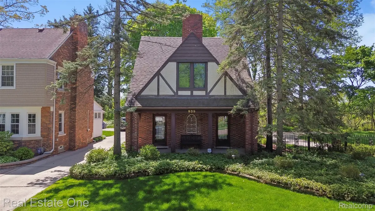 939 S Highland Street, Dearborn, MI 48124 - #1