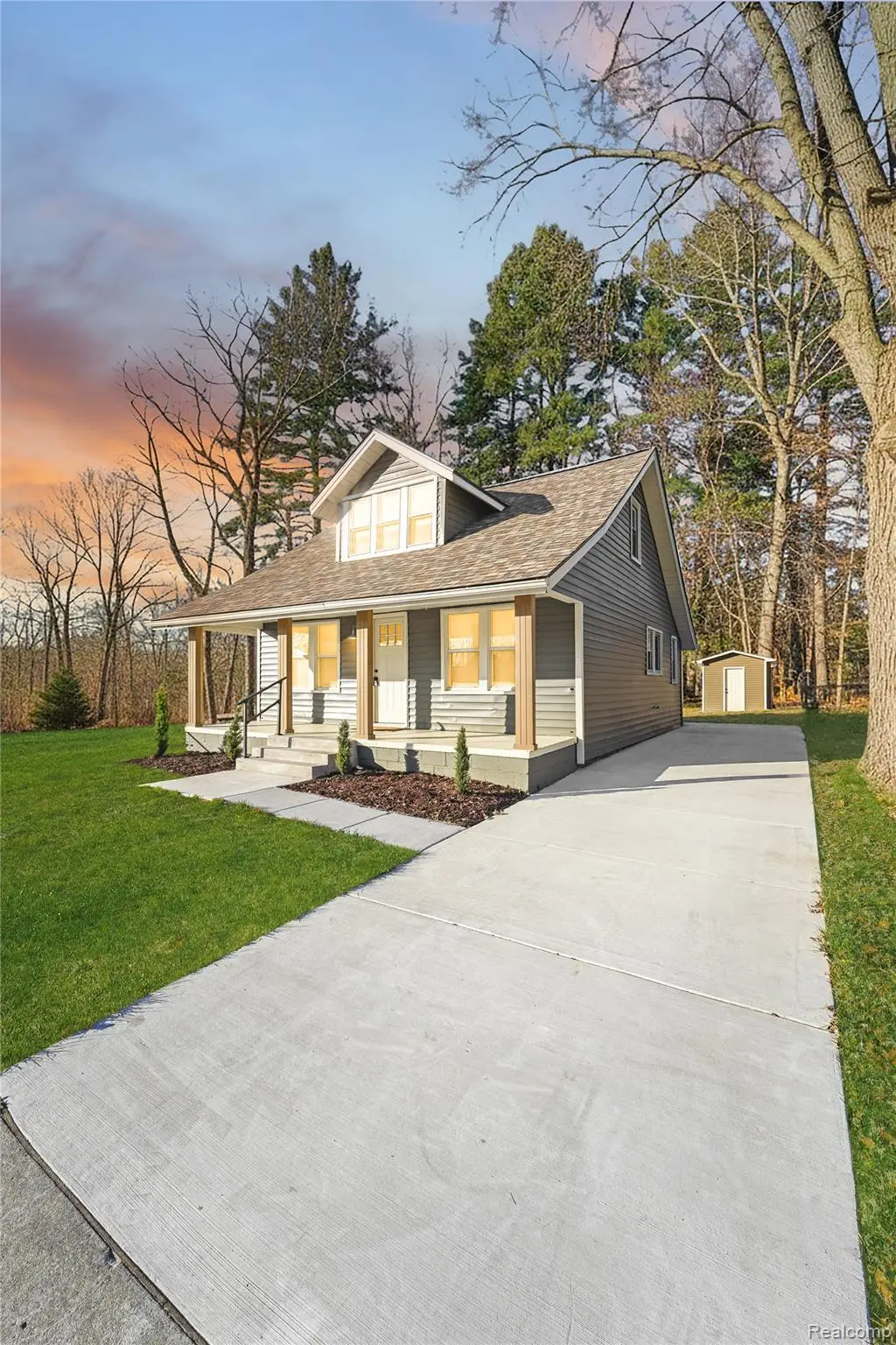 8659 Essex Avenue, Warren, MI 48089 - #1