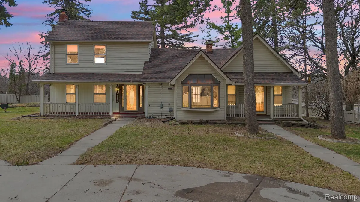 8202 N Inkster Road, Dearborn Heights, MI 48127 - #1