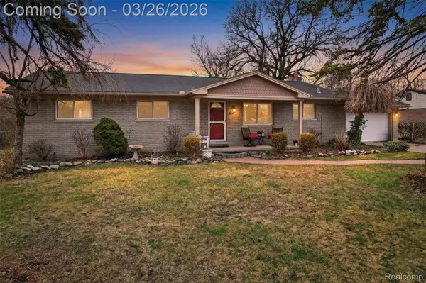 447 Lange Drive, Troy, MI 48098