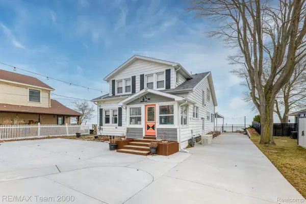 7745 Lakeview Drive, Lexington, MI 48450