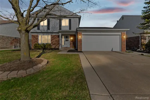 22303 Knollwood Drive, FlatRock, MI 48134