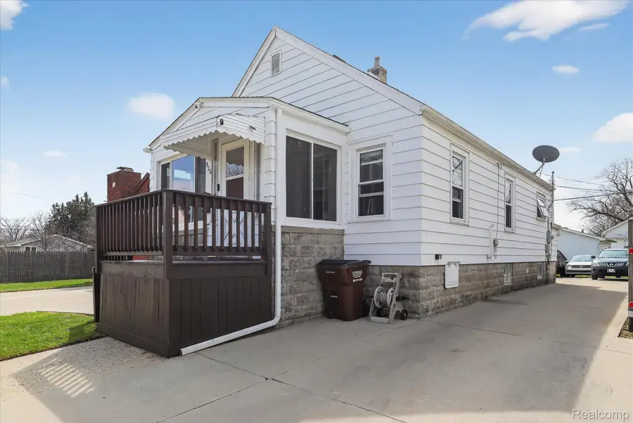 926 Kentucky Court, Monroe, MI 48161 - #3