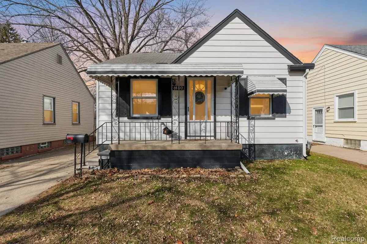 4140 Syracuse Street, Dearborn Heights, MI 48125 - #1