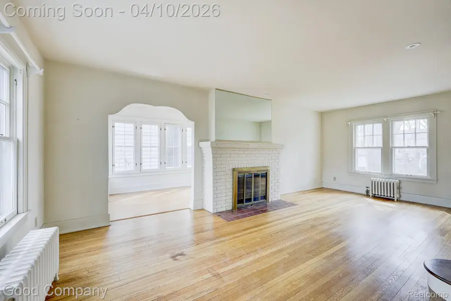 705 W Breckenridge Street, Ferndale, MI 48220 - #2