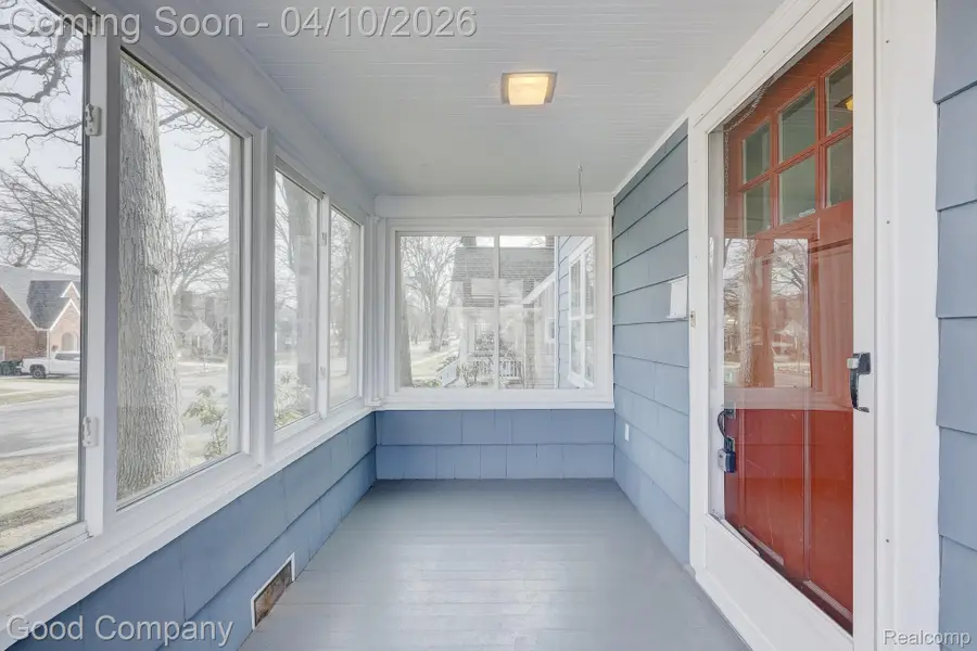 705 W Breckenridge Street, Ferndale, MI 48220 - #3