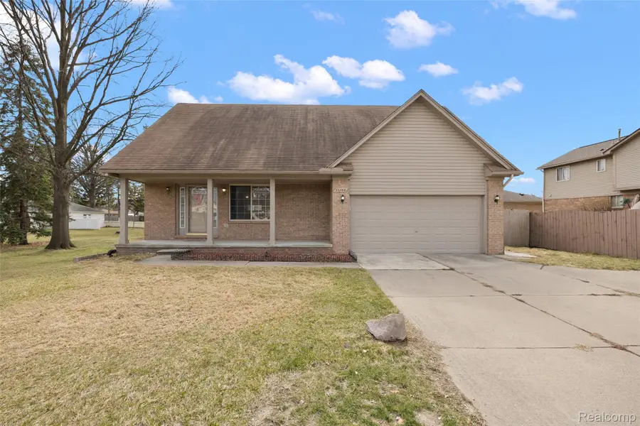 11100 E 14 Mile Road, Warren, MI 48093 - #2