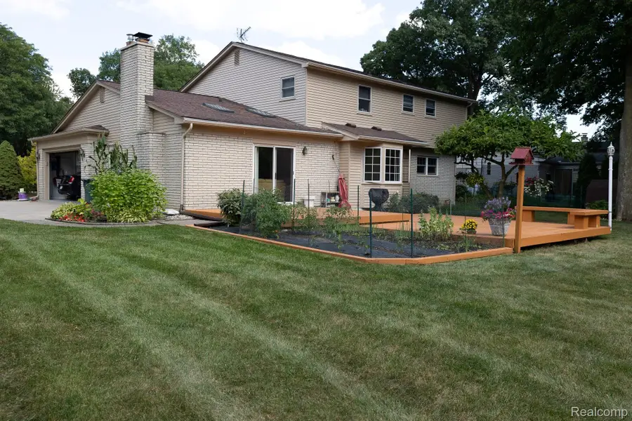 3665 Estates Drive, Troy, MI 48084 - #3