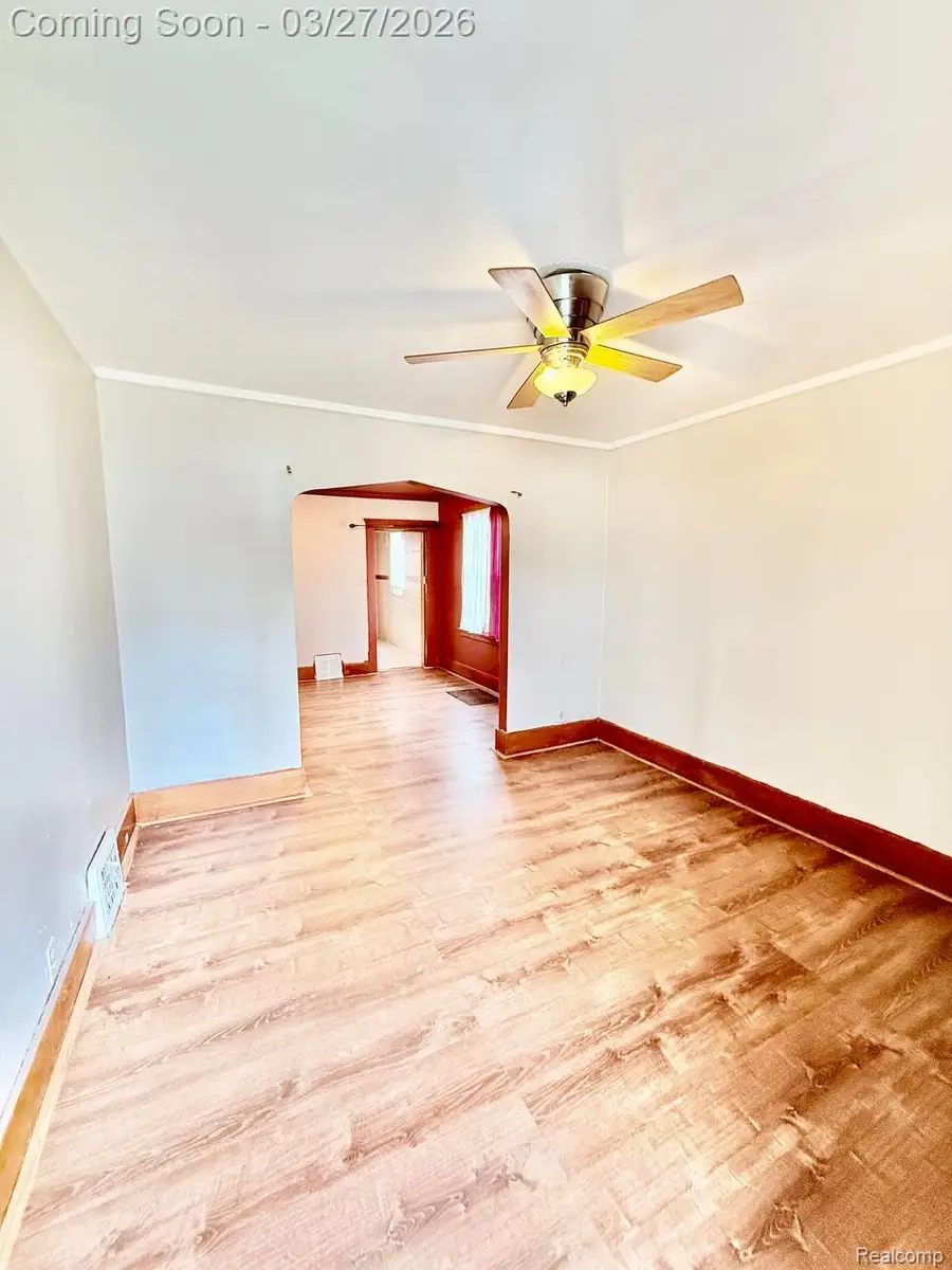 3886 Comstock Street, Hamtramck, MI 48212 - #3