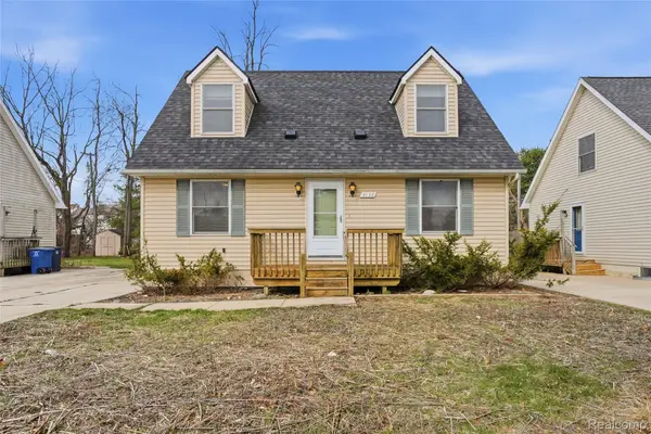 3136 Cherry Tree Lane, AnnArbor, MI 48108