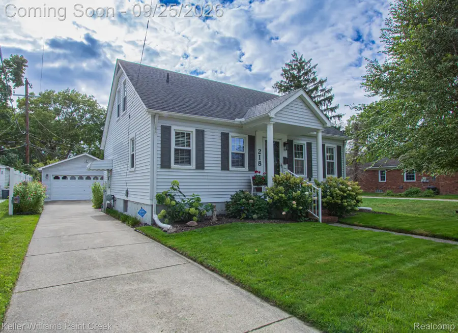 218 Riverside Drive, Mount Clemens, MI 48043 - #2