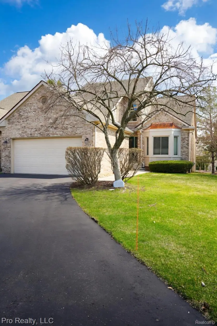 45317 Stonehedge Drive, Plymouth, MI 48170 - #2