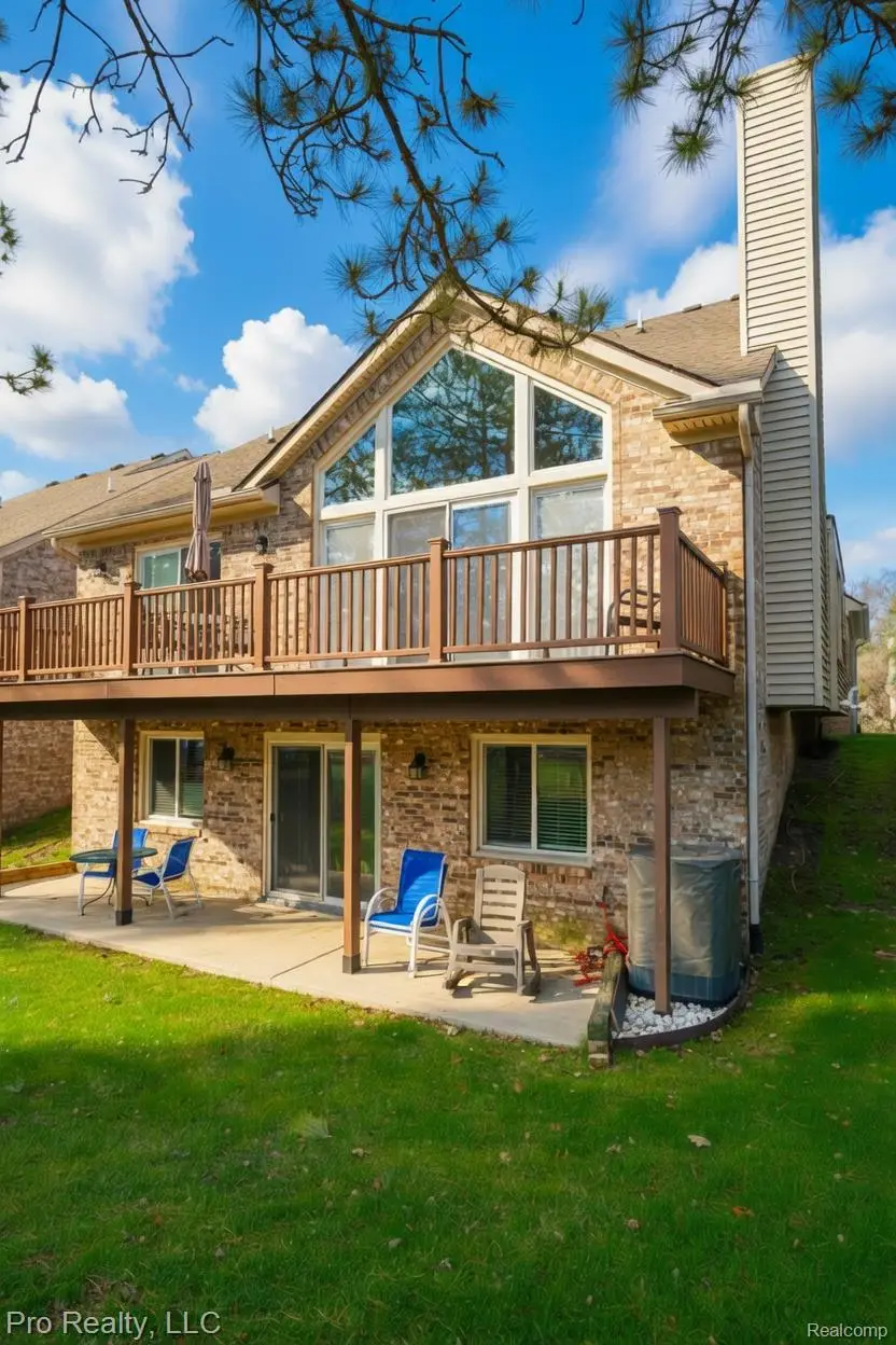 45317 Stonehedge Drive, Plymouth, MI 48170 - #3