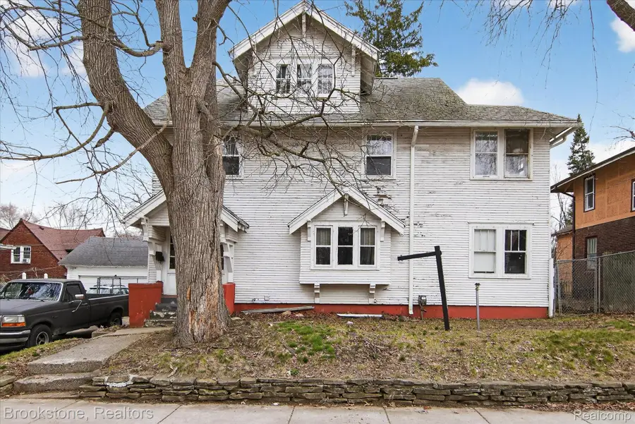 319 Homecrest Road, Jackson, MI 49201 - #2