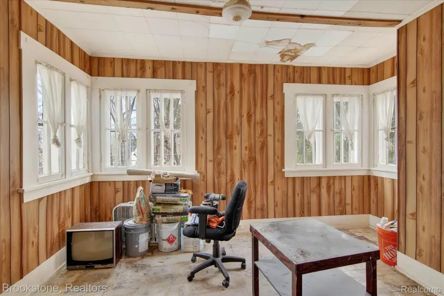 319 Homecrest Road, Jackson, MI 49201 - #3