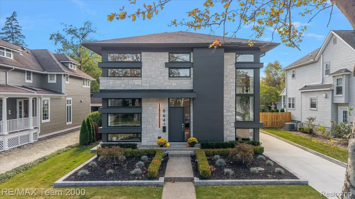 864 Ann Street, Birmingham, MI 48009 - #1