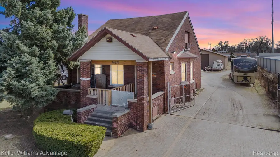 34233 Michigan Avenue, Wayne, MI 48184 - #2