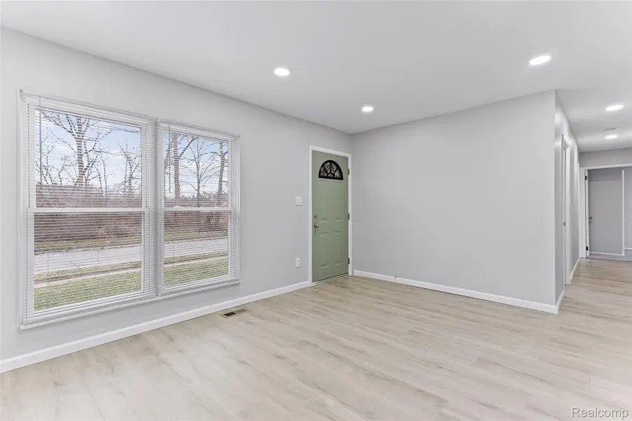 3579 Ash Street, Inkster, MI 48141 - #3