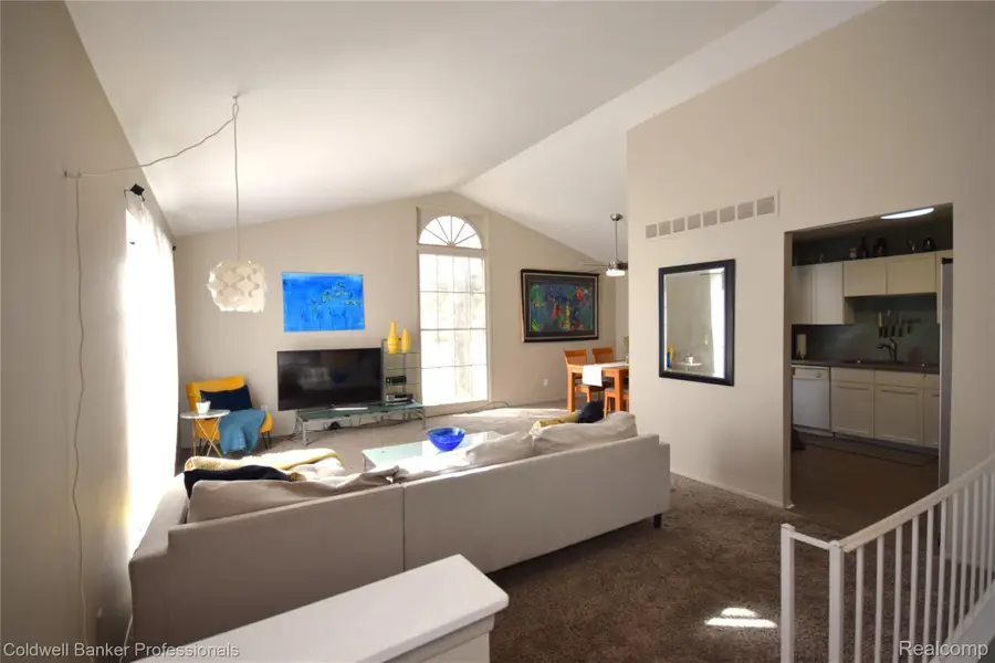 1141 Pine Ridge Court, Rochester Hills, MI 48306 - #3