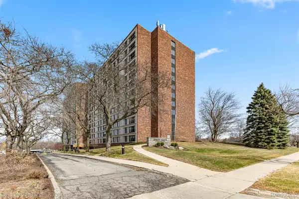 21800 Morley Avenue #618, Dearborn, MI 48124