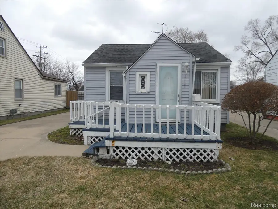 12484 Sherman Avenue, Warren, MI 48089 - #2