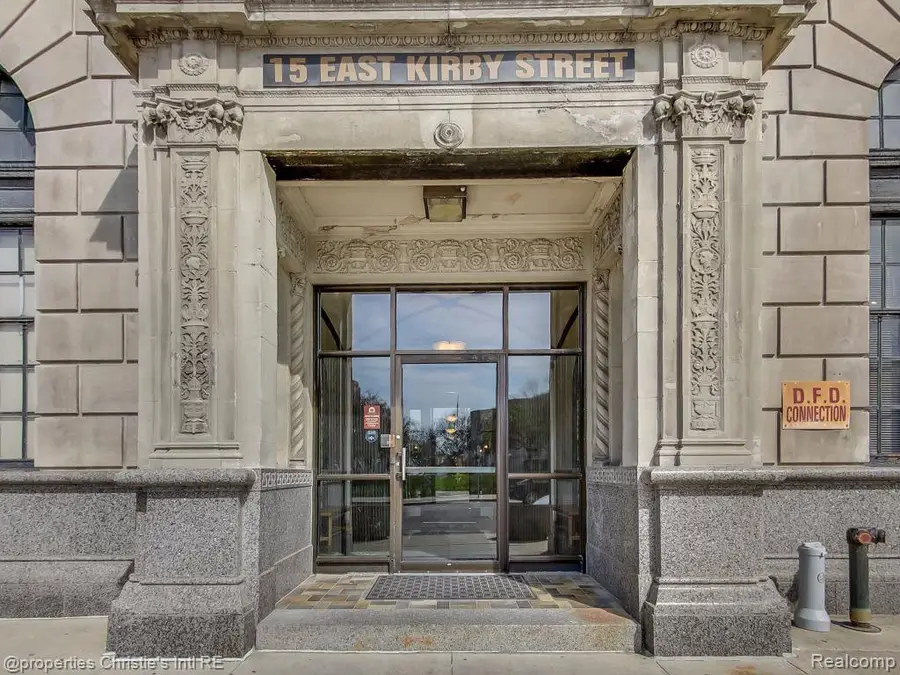 15 E Kirby Street #811, Detroit, MI 48202 - #2