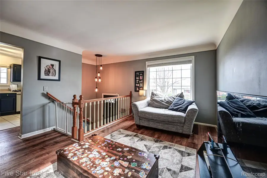 22708 Alger Street, Saint Clair Shores, MI 48080 - #3