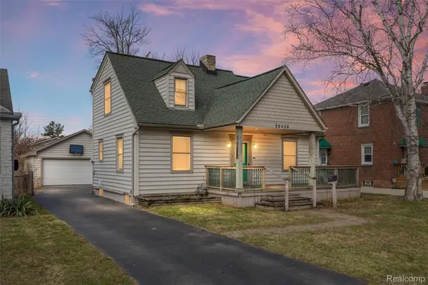 29436 Walnut Street, FlatRock, MI 48134