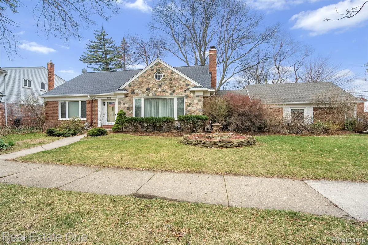 400 Beechmont Street, Dearborn, MI 48124 - #1