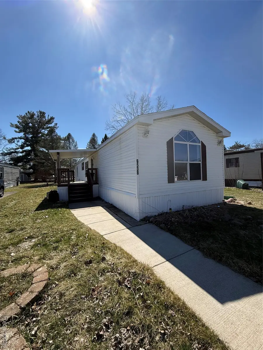 6538 Biscayne Boulevard, Brighton, MI 48114 - #3