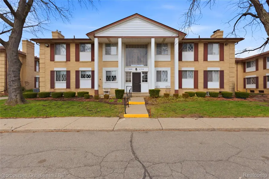 29240 Gloede Drive #k13, Warren, MI 48088 - #2