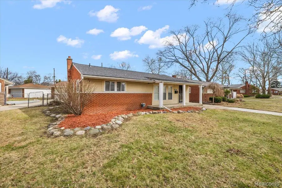 32076 Saint Annes Drive, Warren, MI 48092 - #3