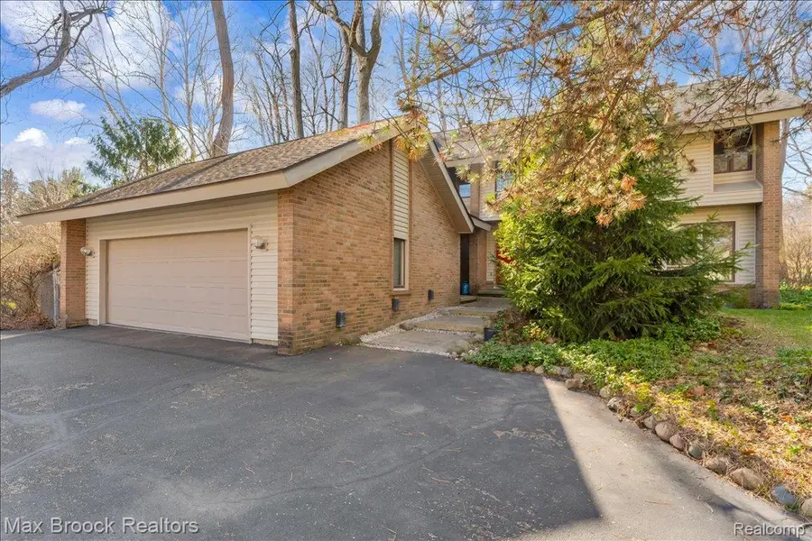 26311 W 14 Mile Road, Franklin, MI 48025 - #3